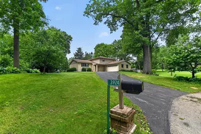 3924 S Meadow Drive, Middleton, WI 53562 - Photo 2