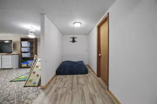 929 4th St, Monroe, WI 53566 - Photo 22