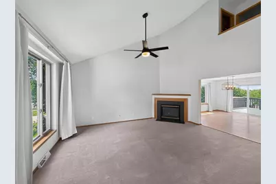 932 Vista Ridge Drive, Mount Horeb, WI 53572 - Photo 8