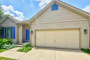 932 Vista Ridge Dr, Mount Horeb, WI 53572 - Photo 4