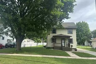 1408 Barham Ave, Janesville, WI 53548 - Photo 2