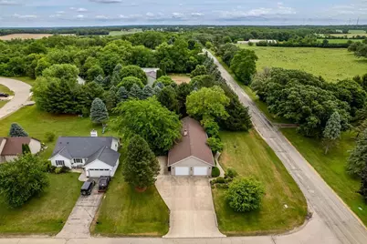535 Danielson Drive, Darien, WI 53114 - Photo 2