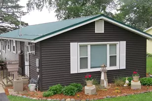 N9380 Idle Dr, Randolph, WI 53956 - Photo 2