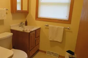 N9380 Idle Dr, Randolph, WI 53956 - Photo 12