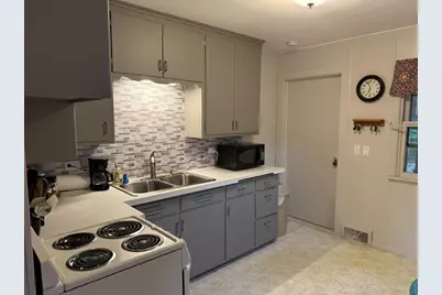 424 E Carroll Street, Portage, WI 53901 - Photo 14