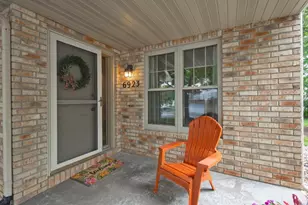6923 Tottenham Rd, Madison, WI 53711 - Photo 2
