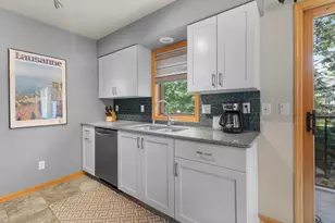 6923 Tottenham Rd, Madison, WI 53711 - Photo 14