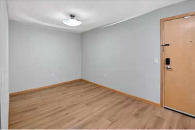 8206 Starr Grass Drive #204, Madison, WI 53719 - Photo 6