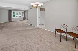 3306 Kingston Dr, Madison, WI 53713 - Photo 10