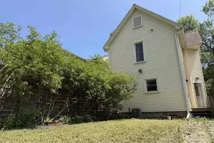 824 E Dayton St, Madison, WI 53703 - Photo 20
