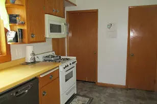 E3976 Lake Rd, Hillpoint, WI 53937 - Photo 20