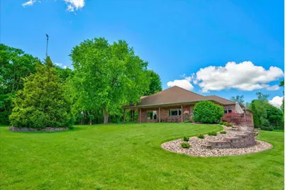2424 St Albert The Great Drive, Sun Prairie, WI 53590 - Photo 18