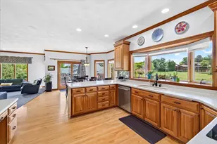 2424 Saint Albert the Great Drive, Sun Prairie, WI 53590 - Photo 38