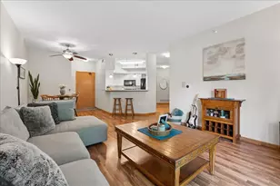 18 Kings Mill Cir, Madison, WI 53718 - Photo 2