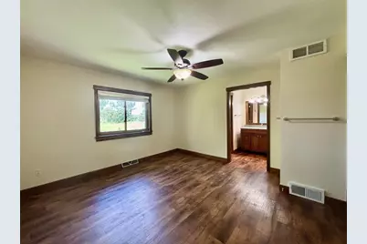 910 Riverview Court, Marshall, WI 53559 - Photo 16