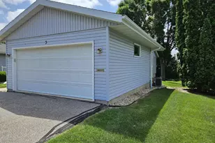 1720 Elizabeth St, Baraboo, WI 53913 - Photo 24