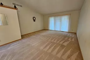 1720 Elizabeth St, Baraboo, WI 53913 - Photo 4