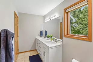4230 Redtail Pass, Middleton, WI 53562 - Photo 32