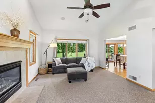 4230 Redtail Pass, Middleton, WI 53562 - Photo 8
