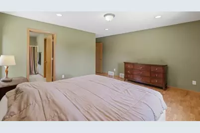 701 Rodefeld Way, Madison, WI 53718 - Photo 18