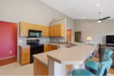 701 Rodefeld Way, Madison, WI 53718 - Photo 10