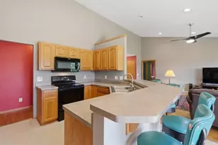 701 Rodefeld Way, Madison, WI 53718 - Photo 10