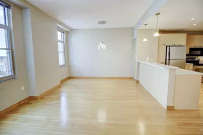 309 W Washington Avenue #606, Madison, WI 53703 - Photo 2