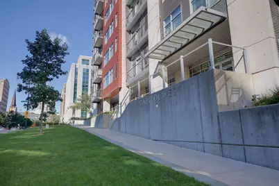 309 W Washington Avenue #606, Madison, WI 53703 - Photo 20