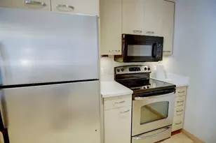 309 W Washington Ave, Madison, WI 53703 - Photo 6