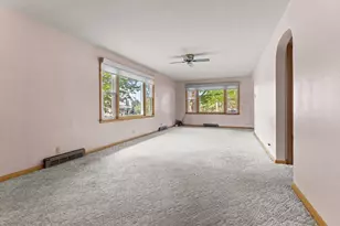 137 S Vine St, Kingston, WI 53939 - Photo 6