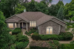 1802 Pineview Dr, Verona, WI 53593 - Photo 2