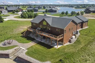 N8605 N Log Cabin Ct, New Lisbon, WI 53950 - Photo 42