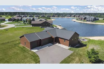 N8605 N Log Cabin Court, New Lisbon, WI 53950 - Photo 4
