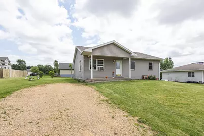 614 S Lincoln Street, Cuba City, WI 53807 - Photo 1