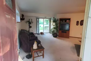 6253 Middleton Spring Dr Common, Middleton, WI 53562 - Photo 4