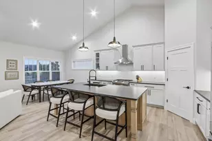 1142 Irene Ct, Waunakee, WI 53597 - Photo 16