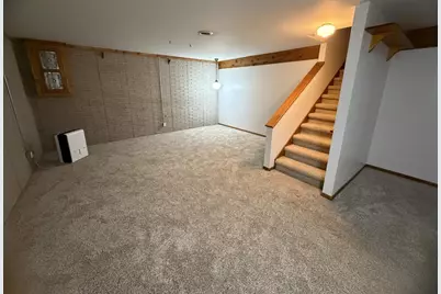 906 Prospect Avenue, Beaver Dam, WI 53916 - Photo 12