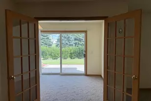 109 Elizabeth Ct, Deerfield, WI 53531 - Photo 6