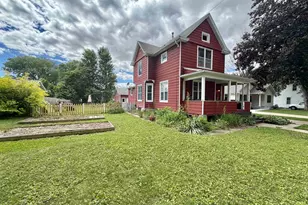 127 Weber St, Walworth, WI 53184 - Photo 2