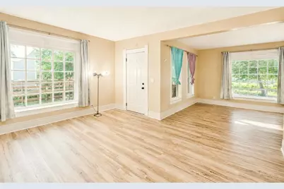 713 St Lawrence Avenue, Beloit, WI 53511 - Photo 2