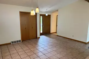 1475 Pineview Dr, Reedsburg, WI 53959 - Photo 8