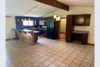 1475 Pineview Drive, Reedsburg, WI 53959 - Photo 2