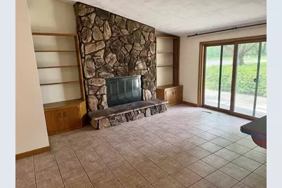 1475 Pineview Drive, Reedsburg, WI 53959 - Photo 4