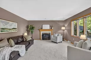 7129 Countrywood Ln, Madison, WI 53719 - Photo 14
