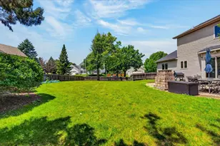 7129 Countrywood Ln, Madison, WI 53719 - Photo 4