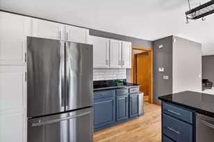 7129 Countrywood Ln, Madison, WI 53719 - Photo 14