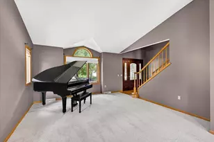 7129 Countrywood Ln, Madison, WI 53719 - Photo 4