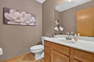 7129 Countrywood Ln, Madison, WI 53719 - Photo 16