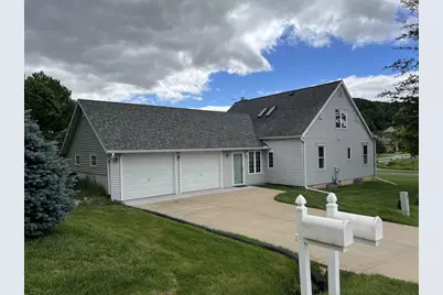 1360 W Seminary Street, Richland Center, WI 53581 - Photo 1