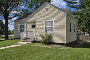 2201 6th St, Monroe, WI 53566 - Photo 2